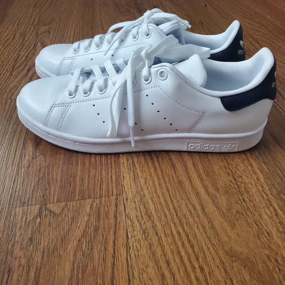 Adidas Stan Smith Sneakers - Picture 4 of 4